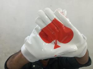 Guantes de fútbol americano Equipo de protección esencial para jugadores fabricante INOR SPORTS INDUSTRY - Product Image 6