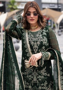 Vêtements de fête de mariage de qualité supérieure Style pakistanais broderie et codage en filet lourd Salwar Kameez grossiste de Surat - Product Image 3