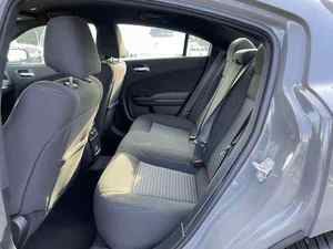 Chrysler Charger SXT Sedán 2022-2023 Usado en Buen Estado, Cuero Color Durango Oscuro, Challenger, Sin Problemas Mecánicos, Listo para Conducir - Product Image 3