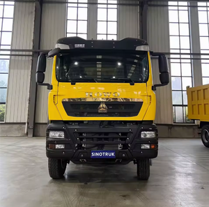 Camion benne d'occasion authentique Ho.wo 8X4 robuste avec grue, norme Euro 3, caméra de recul, conduite à gauche, capacité de charge 50T - Product Image 2