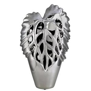 Tendance de l'industrie New Leaf Classic Wedding Deco Metal Flower Vase Silver Color Finished for Home Hotel & Restaurants - Product Image 1