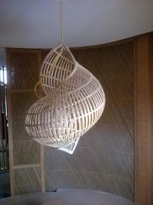 Lámpara colgante de bambú artesanal diseño ecológico artístico iluminación excepcional para hogares restaurantes resorts y decoración interior moderna - Product Image 2