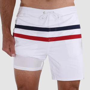 Shorts de bain personnalisés pour hommes pour l'entraînement physique en plein air, maillots de bain, shorts de plage avec design en patchwork et décoration de logos - Product Image 2
