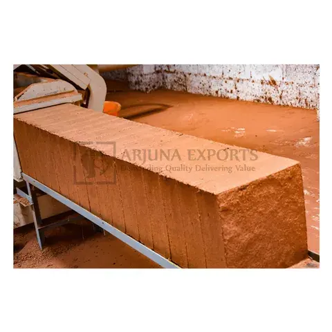 Compra al por mayor de calidad superior de coco Coco Coir Turba Coco Pith 5kg Bloque para césped y paisajismo