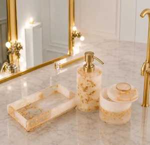 MN EXPORTS Juego de Baño de Cinco Piezas de Resina de Lujo, Diseño Moderno con Hojas Doradas, Ecológico, Impermeable, Fácil de Limpiar, Dispensador de Jabón - Product Image 5