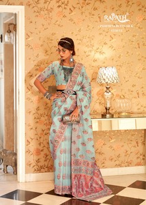 El último diseñador Kanjivaram Silk Patola Printed Saree por Fab Zone - Product Image 2