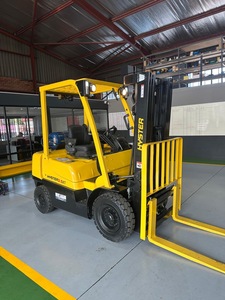 Chariot élévateur diesel neuf Folk Lift 2 tonnes pour usage intérieur avec mât 2/3 étages et garantie de 5 ans - Product Image 2
