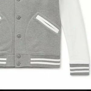 Blouson universitaire en cuir – Premium, élégant, décontracté, streetwear, confortable, haute qualité, durable, pour l'hiver et le quotidien - Product Image 5