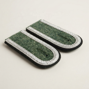 ชุดเครื่องแบบพิธีการพร้อมสายสะพายไหล่แบบถักลายเงินของ Wallow Embroidery Works และตัวระบุตำแหน่งชุดแบบเชือกบิด - Product Image 2