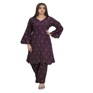 Tenue quotidienne asiatique Tawakkal Volume BASICS Collection de vêtements pakistanais et indiens Shalwar Kameez Costumes sur tissu Khaddar - Product Image 1