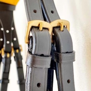 Licol de cheval d'extérieur réglable, conception robuste pour une manipulation sécurisée, entraînement, contrôle en écurie et soins quotidiens équestres - Product Image 4