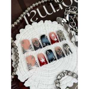 Faux ongles Steel Star Muse à pression, design élégant pour les femmes soucieuses de la mode - Product Image 1