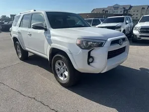 โตโยต้า 4 รันเนอร์ SR5 ปี 2017 - Product Image 4