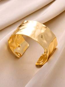 Everyday Wear <b>Metal</b> <b>Bracelet</b> Comfortable Durable Stylish Suitable For Work Home Casual Party Or Special Occasion - Product Image 3