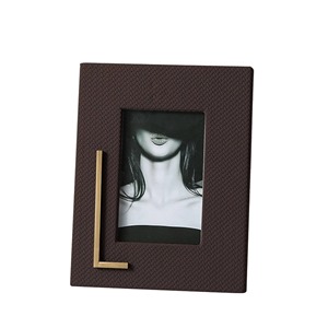Trendy Minimalist Photo <b>Frame</b> With Sleek Lines And High-Quality Finished Ideal For Contemporary Home Spaces - Product Image 5