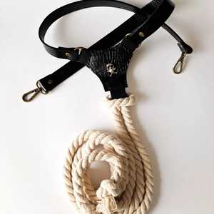 Harnais d'accessoires tissés à motif crâne - Product Image 1