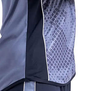 Maillot de football personnalisé léger pour adulte, tenue d'entraînement 100 % polyester respirant à séchage rapide, manches courtes pour un confort optimal - Product Image 5