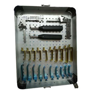 เครื่องมือผ่าตัดกระดูกและข้อแบบแมนนวลสำหรับยืดกระดูกต้นคอ รุ่น Casper ตามมาตรฐานความปลอดภัย MOL - Product Image 2