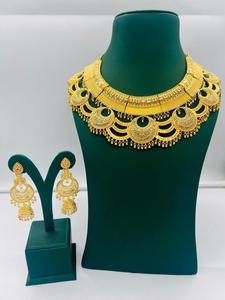 Exquisito Juego de Collar de Latón y Cobre Chapado en Oro de 1K, Joyería para Mujer que Resalta el Brillo Elegante, Sensación Ligera, Adecuado para Novias - Product Image 2