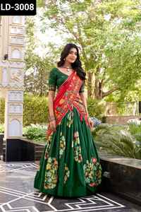 Vêtements ethniques indiens Tussar soie matériel imprimé et feuille de travail avec dentelle retouche vêtements traditionnels lourds Lehenga Choli pour les femmes - Product Image 5