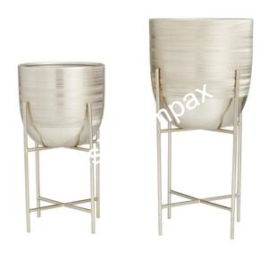 Accent bleu Pots de fleurs en gros qualité haute émail jardinière support Table affichage de sol décoratif jardinière ensemble aux meilleurs prix - Product Image 5