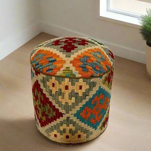 One-of-a-Kind Kilim Alfombra Puf Taburete de pie otomano Pufs únicos Alfombras - Product Image 1