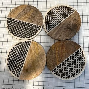 Dessous de verre en bois fabriqués à la main avec un design antique unique et une finition de qualité supérieure - Product Image 6