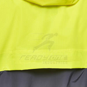 เสื้อแจ็คเก็ตเทรนนิ่งผู้ชายแบบมีน้ำหนักปานกลาง แขนยาว ทรงเข้ารูปแบบนักกีฬา พร้อมซิปด้านหน้าแบบเรียบลื่นสำหรับฤดูหนาว - Product Image 6