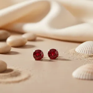 Boucles d'oreilles pendantes en rubis rouge vintage pour femmes - Argent 925 plaqué or, bijoux en diamant - Product Image 1