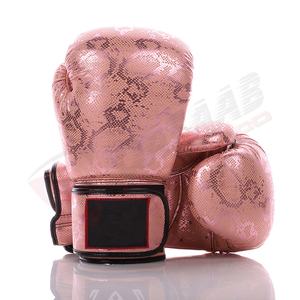 2026 Gants de boxe en cuir avec impressions de sublimation brillantes de bonne qualité sur mesure avec des couleurs personnalisées - Product Image 4
