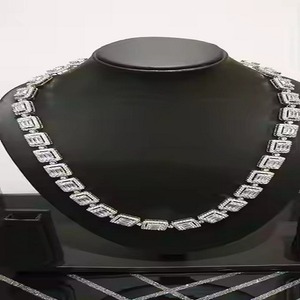 Diamante de moissanita VVS Hip Hop personalizado de alta calidad con collar de oro blanco con cadena cubana para regalos para hombres y mujeres - Product Image 5