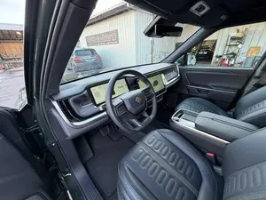 USADO LHD/RHD 2024 RIVIAN R1S ADVENTURE - Product Image 4