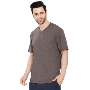 Camiseta de manga corta ajustada con cuello en V para hombre 100% algodón transpirable y ligera con bolsillo - Product Image 1