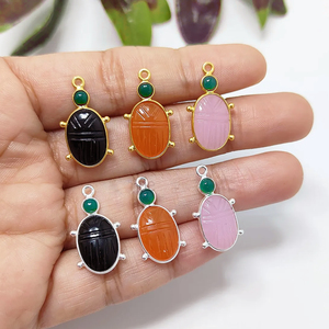 Hecho a mano 925 plata esterlina mariquita joyería encanto tallado negro ónix bisel ajuste oro religioso venta al por mayor colgantes finos encantos - Product Image 6