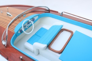 Modelo Premium Classic Riva Junior |   Arte de Lancha Rápida Vintage al Mejor Precio |   Decoración de Madera de Lujo para Interiores - Product Image 3