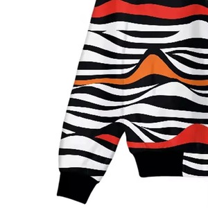 Veste universitaire en satin originale sur mesure du Pakistan, vente en gros, motif imprimé par sublimation, col montant, saison hivernale - Product Image 4