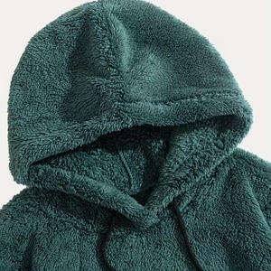 Conjunto de Sudadera con Capucha y Pantalones Cortos para Hombre, Traje de Dos Piezas con Logotipo Personalizado, Cómodo para Ejercicio, Entrenamiento y Uso Diario - Product Image 3