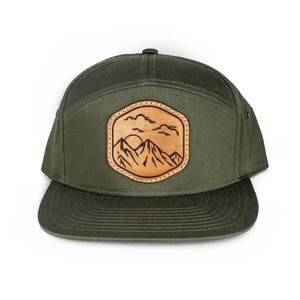 Casquettes Snapback à 7 panneaux en vert huile, vente en gros, logo personnalisé en cuir, fermeture réglable, haute qualité, style streetwear urbain - Product Image 1