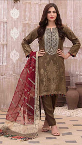 Nouveau design de robe de soirée 3 pièces de style pakistanais tenue décontractée Salwar Kameez en soie pour femmes à vendre - Product Image 3