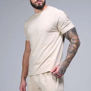 Camisetas Deportivas de Corte Atlético, Totalmente Personalizables con Serigrafía, Transpirables, 180 g/m², Diseño Liso, 100% Algodón con Impresión de Logotipos y Etiqueta Privada - Product Image 3