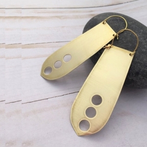 Pendientes Colgantes de Latón Chapado en Oro Hechos a Mano, Accesorios Elegantes y a la Moda - Product Image 2
