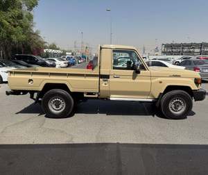 MEILLEURE OFFRE LANDCRUISERS LC79 SC 4.0 AT BASIC OMANI 4x4 EN PARFAIT ÉTAT DE FONCTIONNEMENT, PROPRE ET EXCELLENT ÉTAT, PRÊT À L'EXPORTATION - Product Image 2