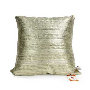 Coussin moelleux en similicuir doré 18X18/45X45 cm Tissu en microfibre tissé Jacquard géométrique Forme carrée unie" - Product Image 1