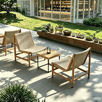 Ensemble de meubles de salle à manger d'extérieur en aluminium moderne de luxe, table et chaises de jardin imperméables pour villa, hôtel, complexe hôtelier, usage commercial