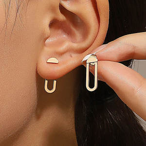 ต่างหูทรงสี่เหลี่ยมเรขาคณิตสไตล์มินิมอลย้อนยุค ดีไซน์สามเหลี่ยมถอดออกได้ ผลิตจากโลหะผสมสังกะสีที่ทนทาน - Product Image 6