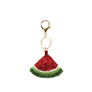 Hermoso diseño de sandía llavero con cuentas de semillas de color rojo y verde para regalar DE LA India - Product Image 1