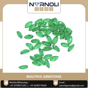 พลอยมรกตสีเขียวธรรมชาติทรงมาร์คีส์ขนาด 3x1.5 มม. แบบเจียระไนทรงนาเวตต์  คริสตัลเบรลล์  สำหรับงานหล่อแหวนแบบสั่งทำพิเศษ - Product Image 2