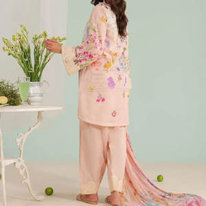 Shalwar Kameez Pakistaní Tradicional de Diseño Personalizado, Cómodo, de Algodón Suave, en Varios Colores para Mujer - Product Image 4