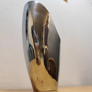 Muy recomendado, elegante y elegante florero de aluminio, interiores decorativos minimalistas para el hogar, disponibles en cantidad a granel - Product Image 1