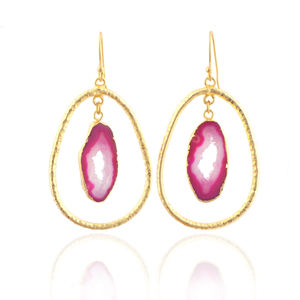 โกศสีม่วงธรรมชาติอาเกตชิ้นดรูซี่พร้อมต่างหูแขวนแบบมีสายตอกทองเหลืองแข็งชุบทองปาร์ตี้สวมต่างหูห้อย - Product Image 1